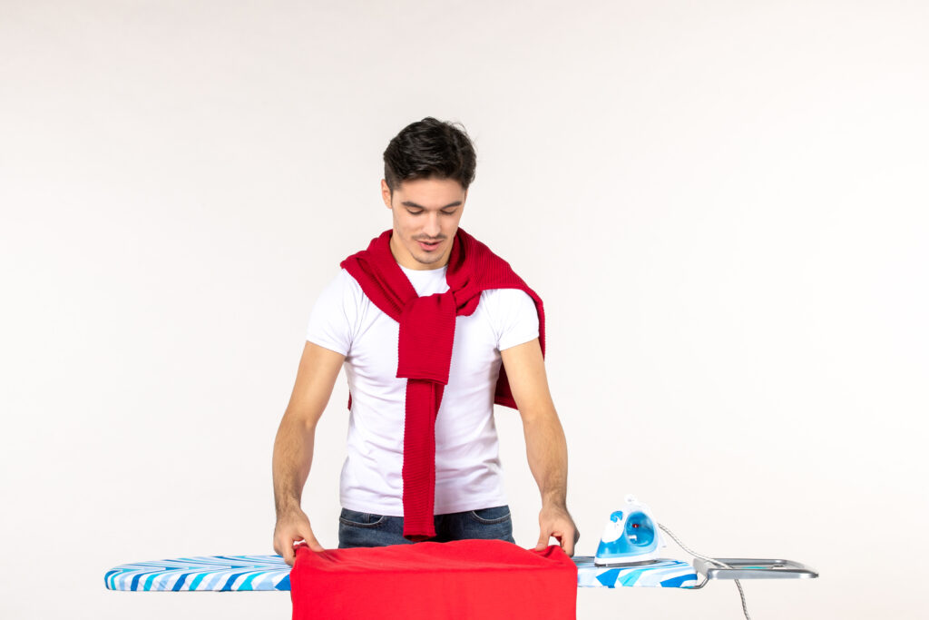Ramadan Laundry Tips: Keeping Your Thobes and Abayas Fresh​​